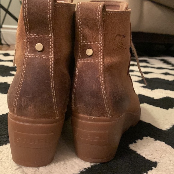 Sorel Toronto Ankle Boots brown wedge heel distressed suede. - Picture 6 of 6
